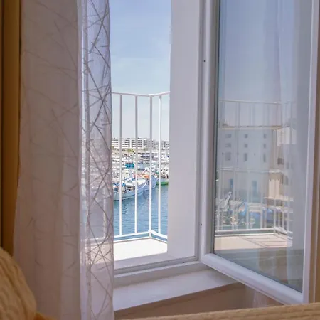 Art Apartment Sea View Monopoli Esterno foto